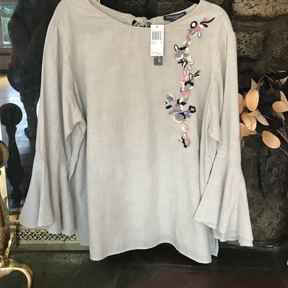 Chelsea & Theodore Tops - NWT Chelsea & Theodore woman’s shirt🍁🍂